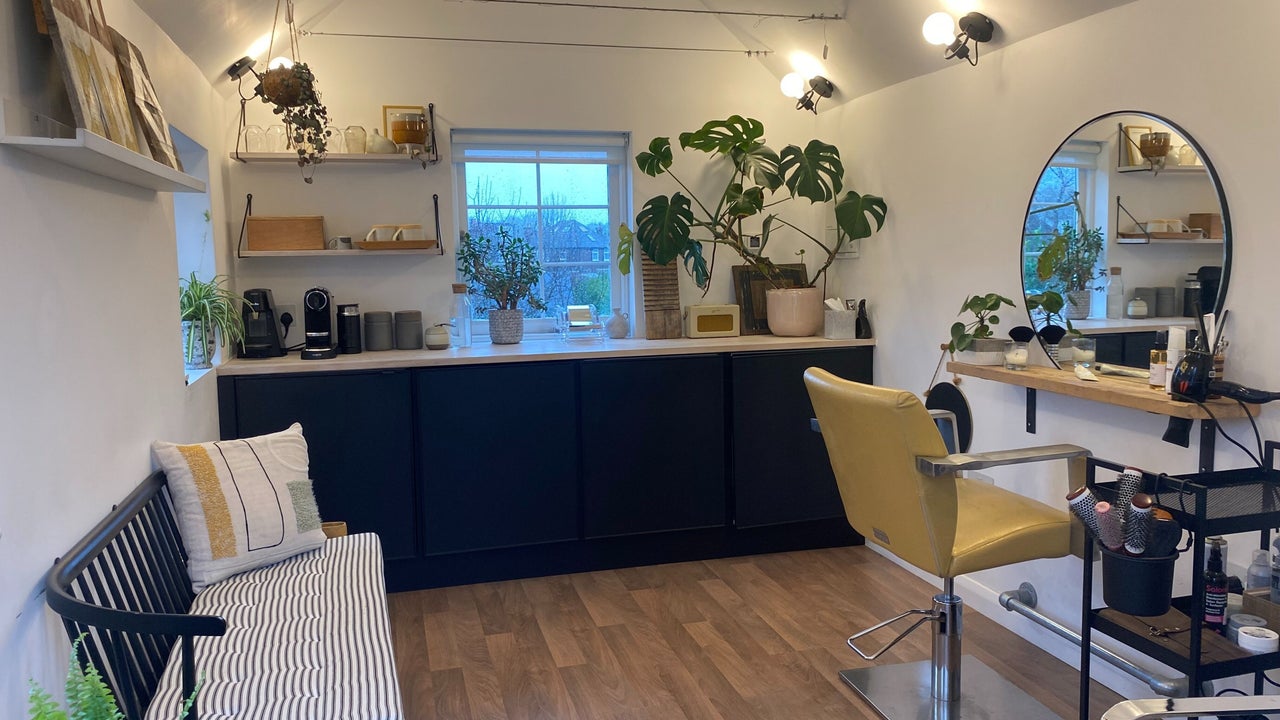 5677d0e8-e533-487f-ac81-28734c28cda0-victoriasmithhair-gb-england-guildford-fresha-2531369