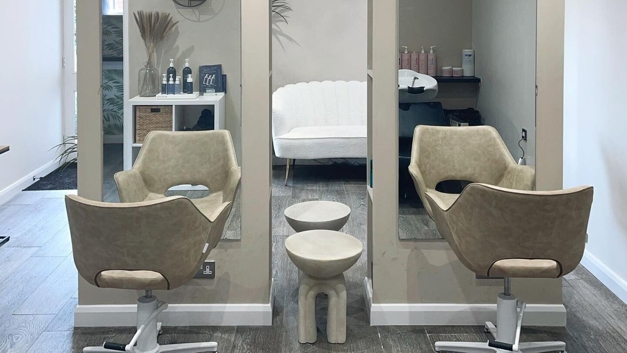 57cb3b60-745c-433d-9576-31b0a9c2a7ee-alchemyhairboutique-gb-england-caddington-fresha-7605407