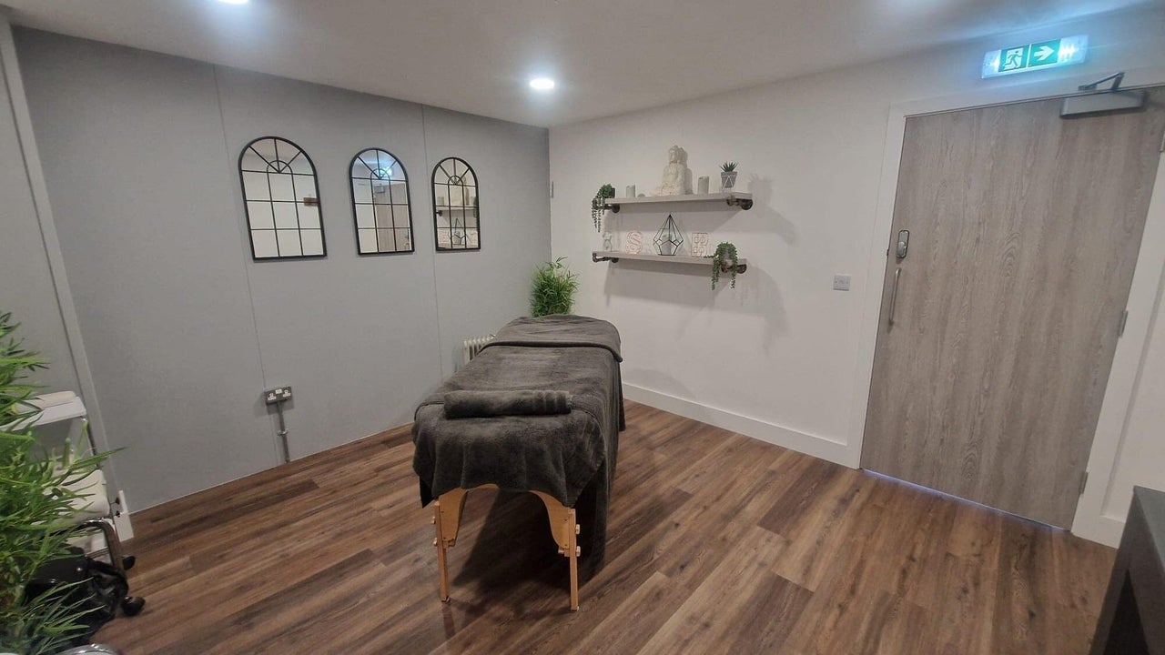 591a9a41-cf3e-4cd7-afcb-c71956660f11-thescissorbox-gb-england-risby-fresha-1188762