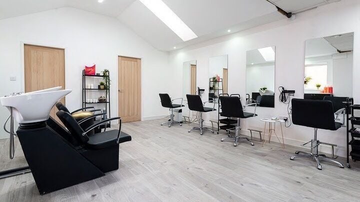 5940ada8-c4c7-4f9b-b67c-53a9b07fbab5-4237112