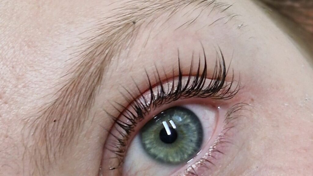 5a1be16e-722b-4149-a701-9952aef69627-bba-beautybyalex-gb-scotland-livingston-murieston-fresha-1225138