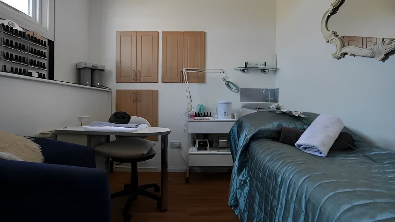 5a3f1733-0bd6-47dd-a9ac-c66acaa4f672-thehairandbeautybarn-gb-england-reading-fresha-1863239