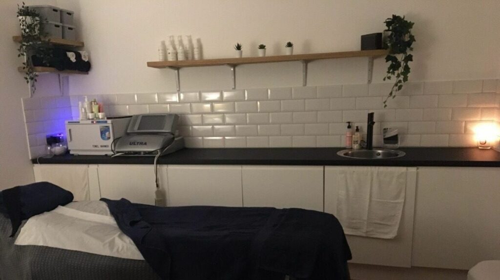 5b668719-3ad5-4915-84a2-cdd65b0946a8-kootsbeauty-gb-england-torquay-saintmarychurch-fresha-9648191