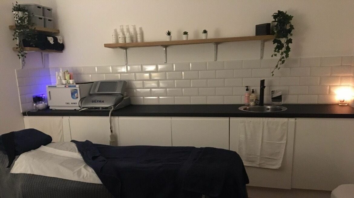 5b668719-3ad5-4915-84a2-cdd65b0946a8-kootsbeauty-gb-england-torquay-saintmarychurch-fresha-9648191