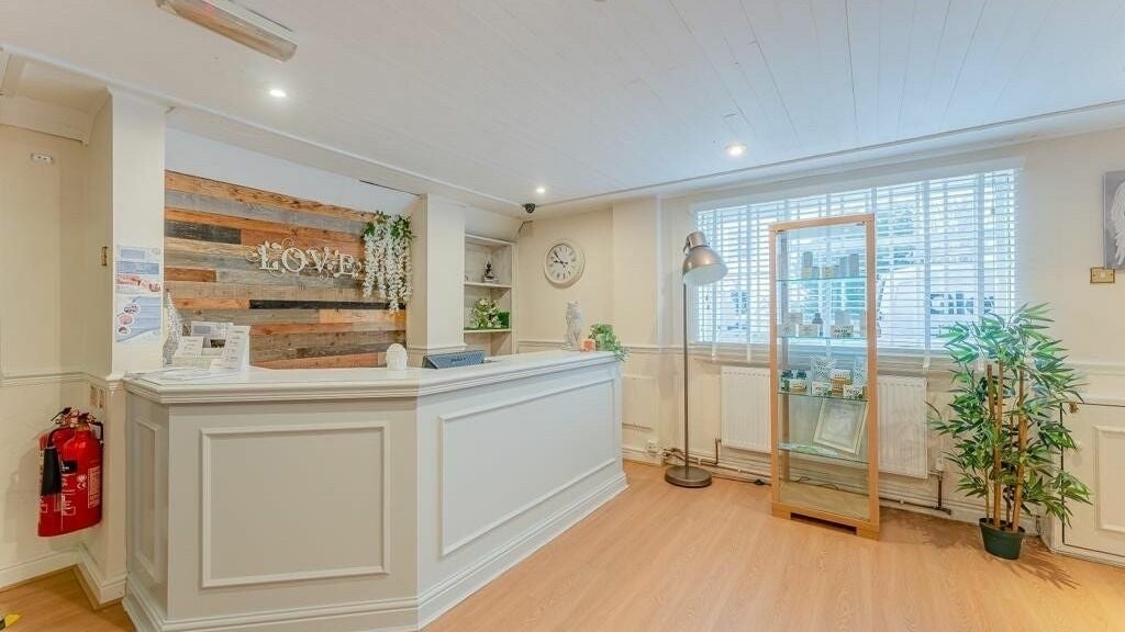 5cb693ec-6584-42e6-b150-895e2f6443c0-1076262