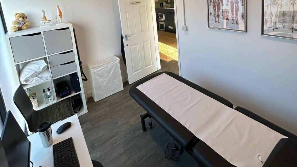 5d1c7a01-2698-46d4-a9e0-af33f1c293dd-nbsinjuryclinic-gb-england-bicester-fresha-1253270