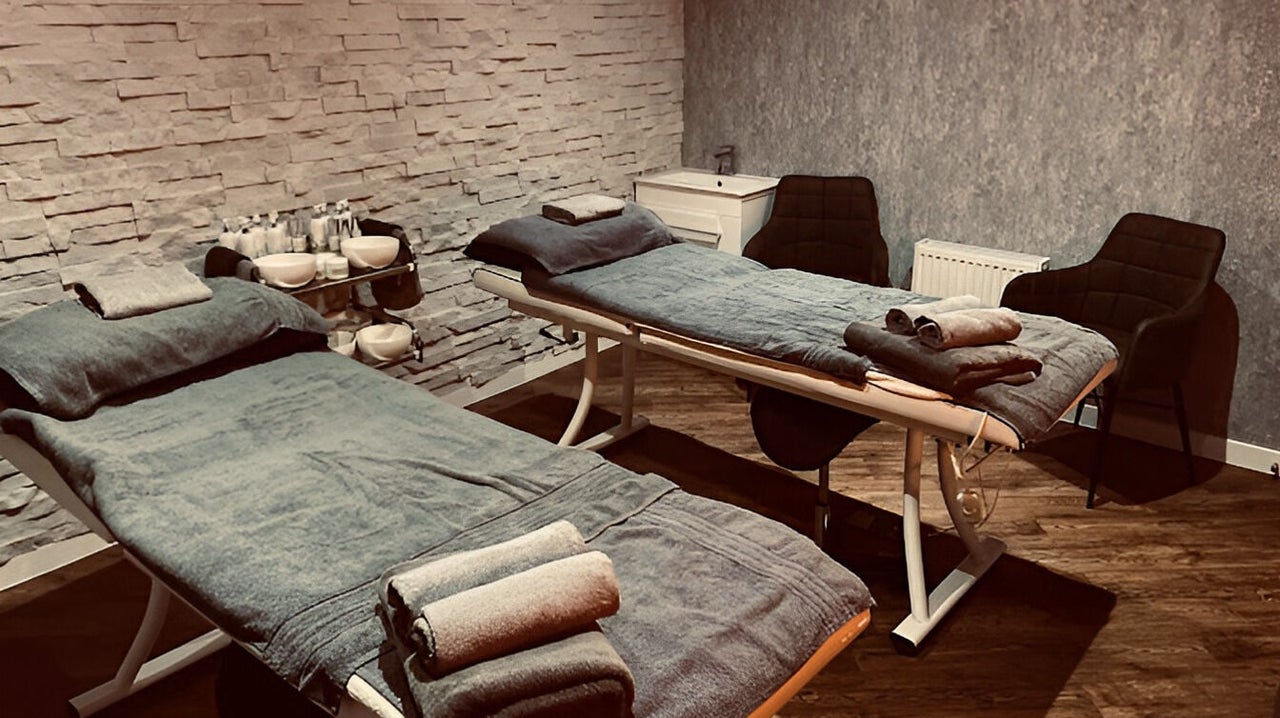 5d1dd091-4c69-4533-b9c2-2816bf43e06f-clairewraybeautyandholisticcentre-gb-england-ashton-under-lyne-fresha-6727982