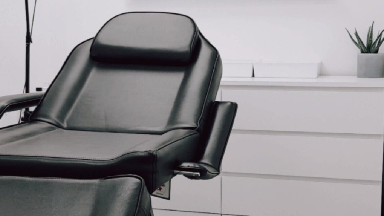 5d9866e0-515b-44bb-8a19-6dde5381a2c6-3572132