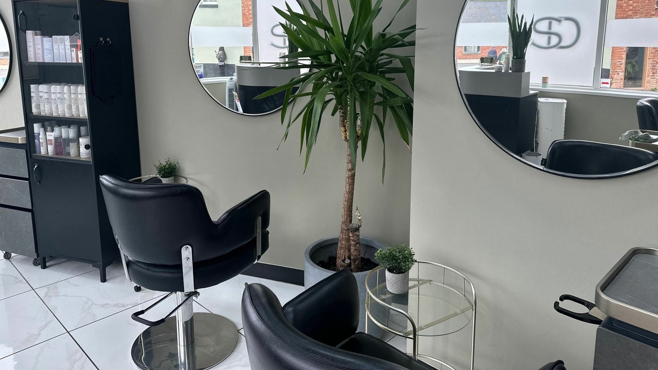 5db935e2-8ccc-4ddb-acaf-c222547d4c0d-sheardesire-gb-england-shepshed-fresha-8897397