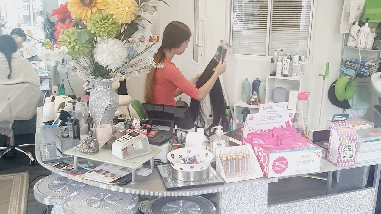 5edf8c74-ab5c-4d1e-acb6-3841075fc93c-needamakeoverhair-gb-england-dudley-fresha-8929336