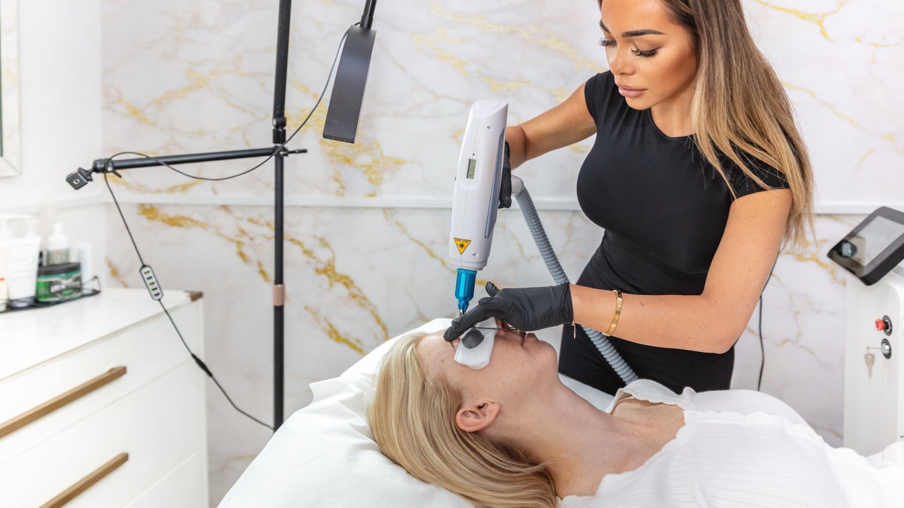 6038f6cc-8cf8-4509-a1e4-ff10330e6c17-charlottetaylorpermanentmakeupleedsclinc-gb-england-yeadon-fresha-1738157