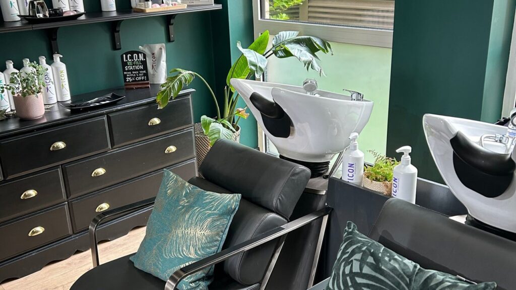 60af220f-a02b-4bde-bd99-f7013bdfc8cb-ashathehairlounge-gb-london-fresha-7128909