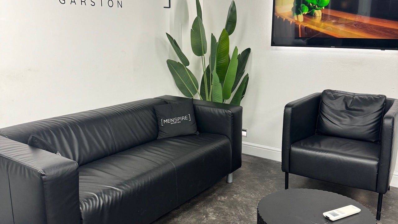 61cf986f-2fb3-4a5a-bf2b-8453ceb5988d-menspiregarston-gb-england-watford-fresha-4276674