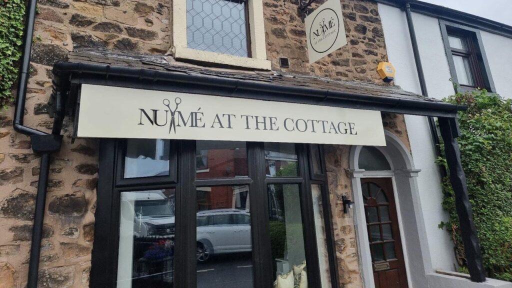 621950be-ad0f-43ed-8aa1-40c8e4269770-numatthecottage-gb-england-bamberbridge-fresha-7889521