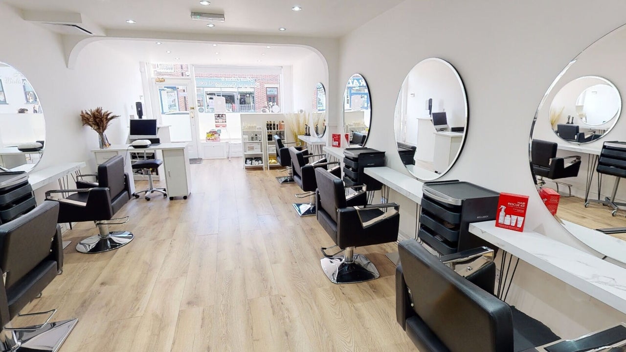 62666b0c-d58e-40e6-8464-f6b264563ba5-chichairbyaprilcole-gb-england-ruddington-fresha-9867266