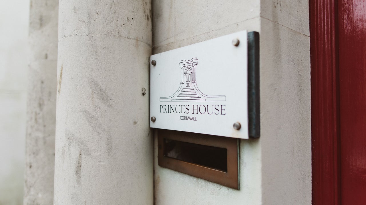 633ad6a6-fe56-4f18-bfca-de0a741b7c92-browbabes-harry-gb-england-truro-fresha-8179322