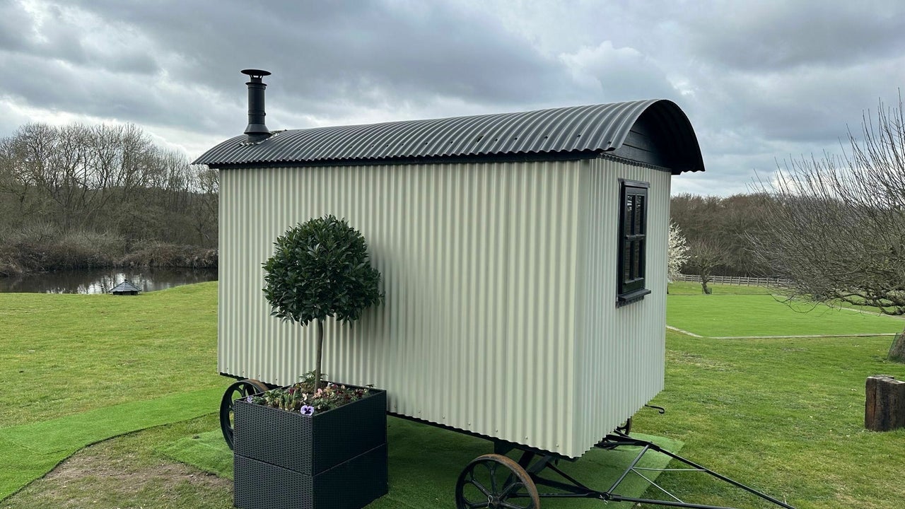 63ab72f9-1dde-40cf-9e92-6f6850c926b7-7062747