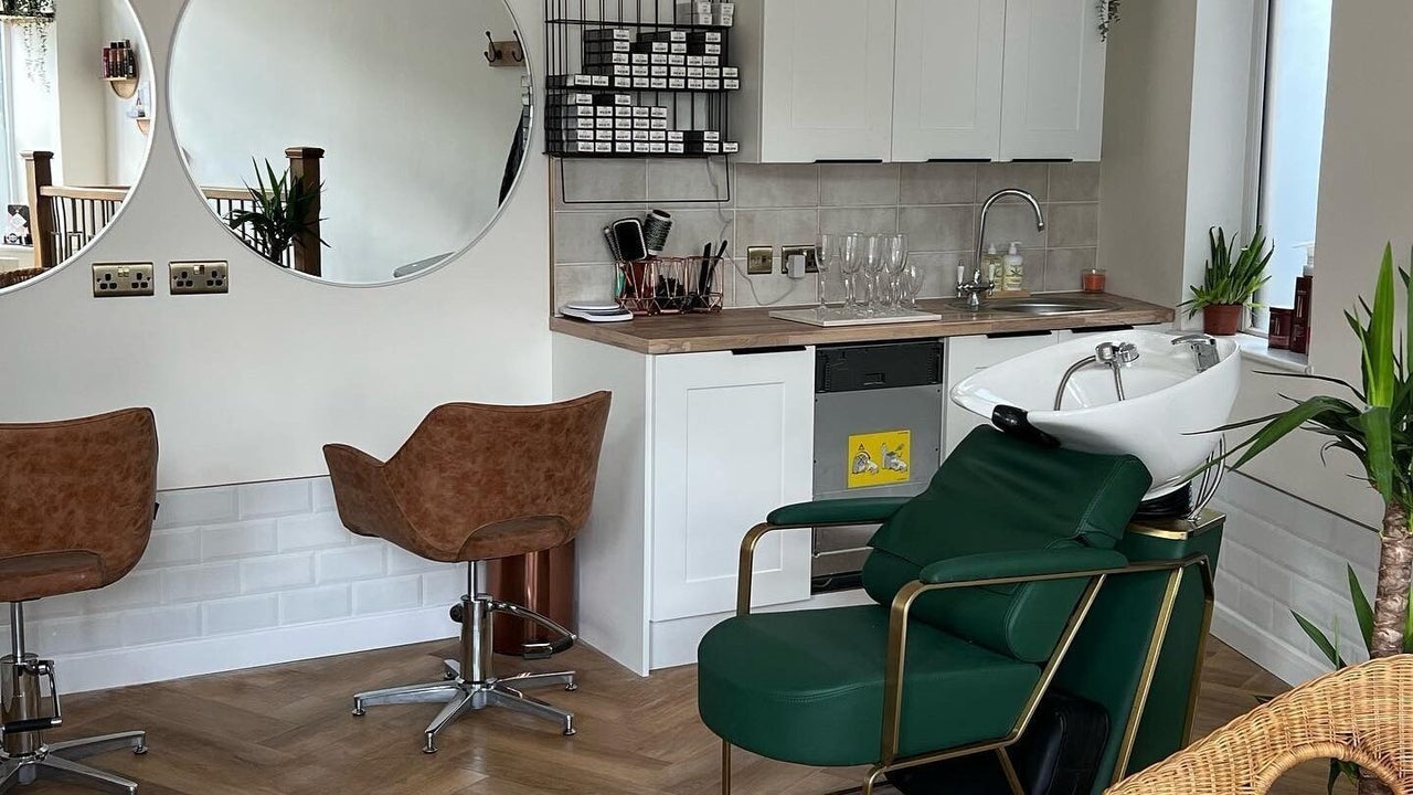 63cbff09-d826-4159-8f8b-c6828529c812-cocohairandbeauty-gb-england-dodworth-fresha-8011328