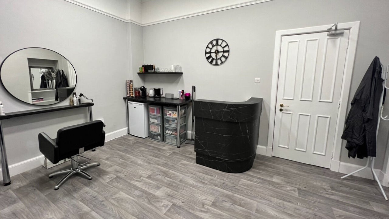 63ec6bae-08ad-46e6-a5f2-98cb9cb3edc1-2049469