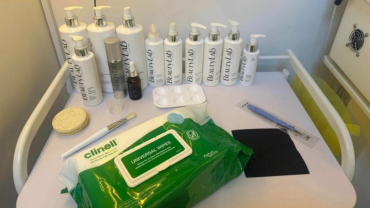 6425d101-e860-4de7-9b3f-13ef438bb4c4-peachesmorley-gb-england-morley-fresha-1886151