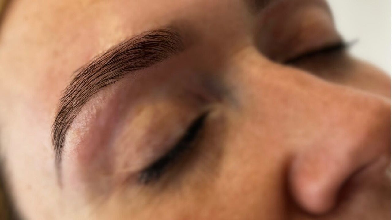 663be743-914d-4c1f-baa2-f164640047e7-browhoney-gb-england-darlington-towncentre-fresha-6756000