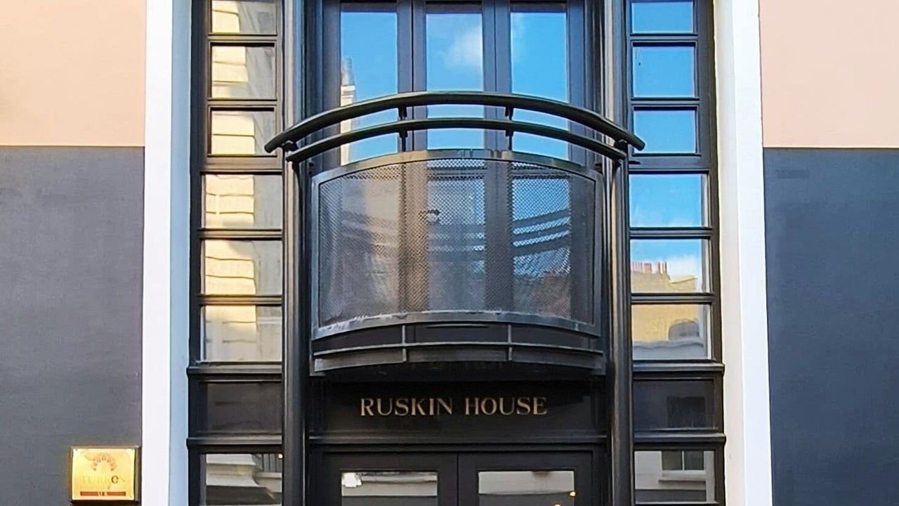 667ca2f0-9ce6-4db3-8a32-89ebf085f731-myheadspalondon-gb-england-london-fresha-8028601