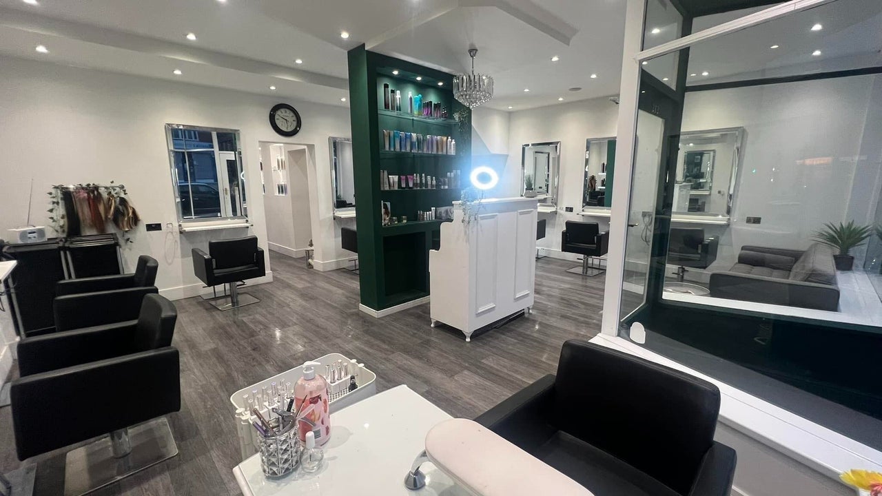 6690857f-a634-4053-a031-c097efa850b4-ccohairdressing-gb-england-portsmouth-drayton-fresha-3429278