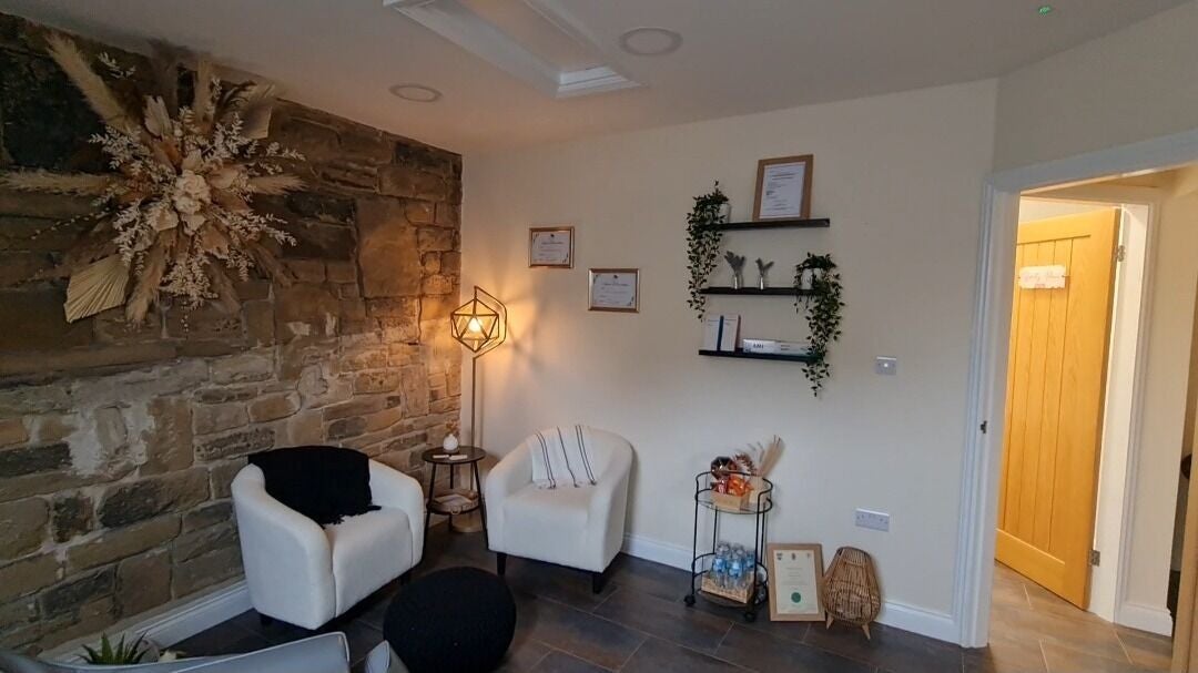 669193c8-6d56-459f-8d0e-d10c4c1bf35d-sanctumaestheticsandtrainingacadamy-gb-england-huddersfield-paddock-fresha-8754041