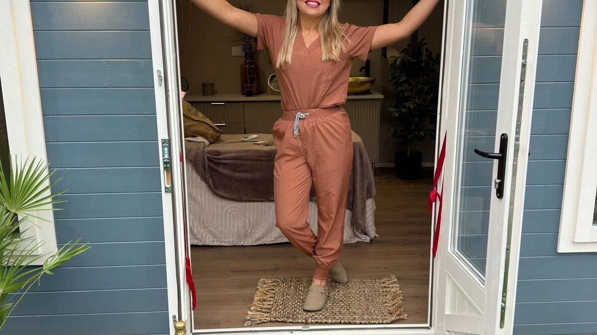 6746efa1-519a-484e-81d9-180e3b0b70fd-theskinchalet-gb-england-headley-fresha-6617947