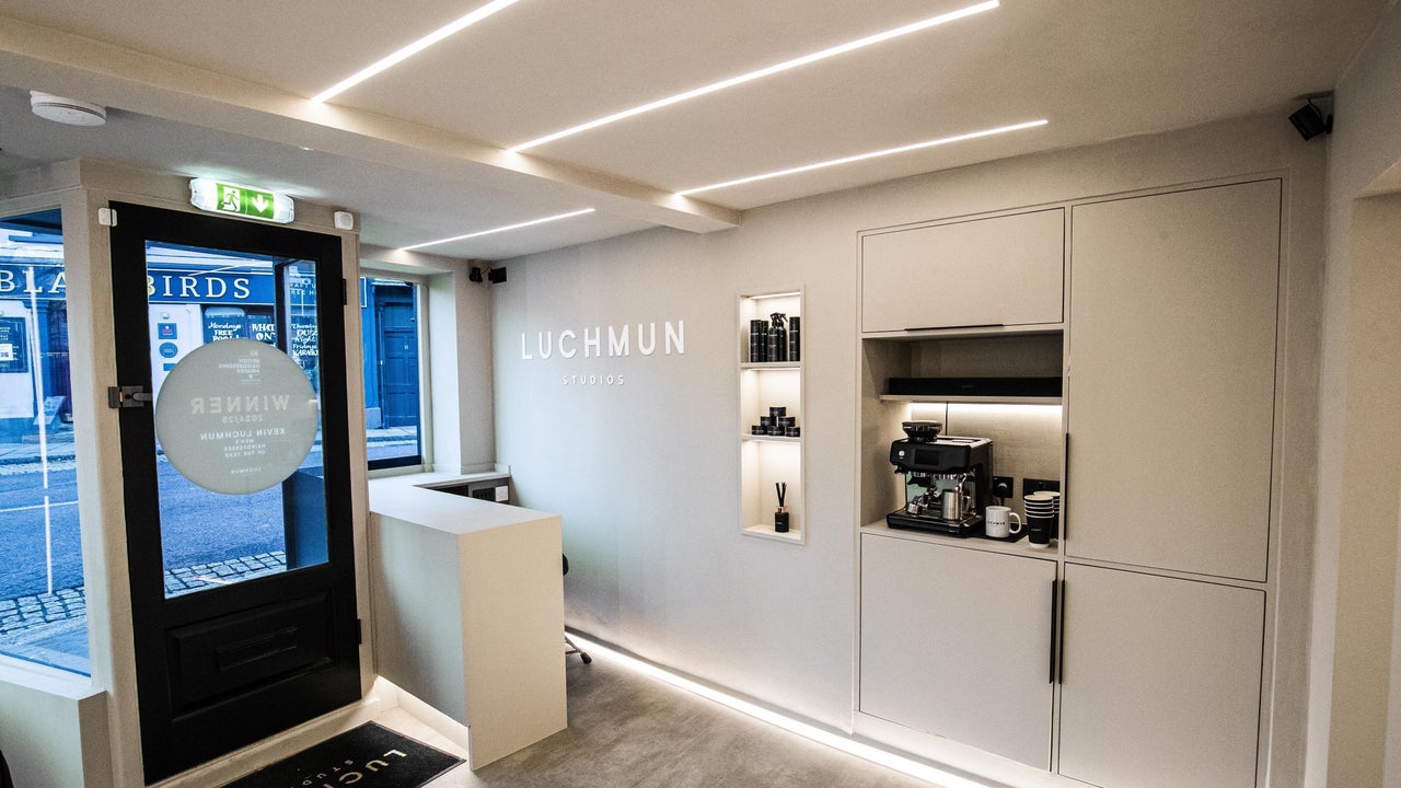 677d3c8c-385d-4869-9a3c-fde8b5ff2823-luchmunstudios-gb-england-hertford-fresha-5099096