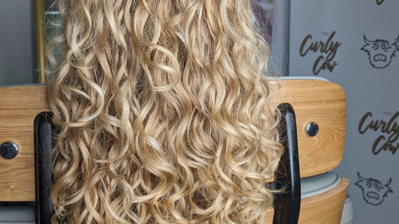 678087d9-55cc-4767-a155-a80ad927e62c-curlycow-gb-england-westhoughton-fresha-5506508