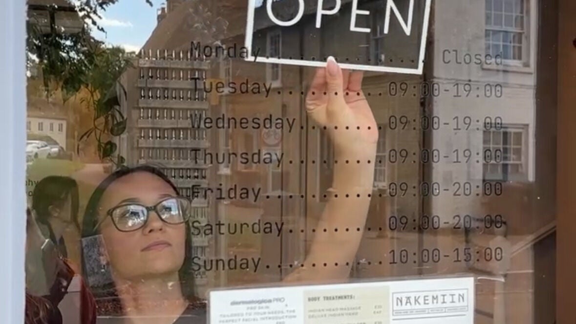 67a7ad53-ff5f-4ec8-97ad-cd9d14829ce8-nkemiin-gb-england-harrold-fresha-5500563