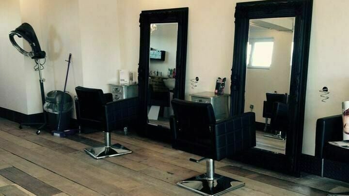 6893a529-9f90-4599-90d4-f9610a49b428-4589313