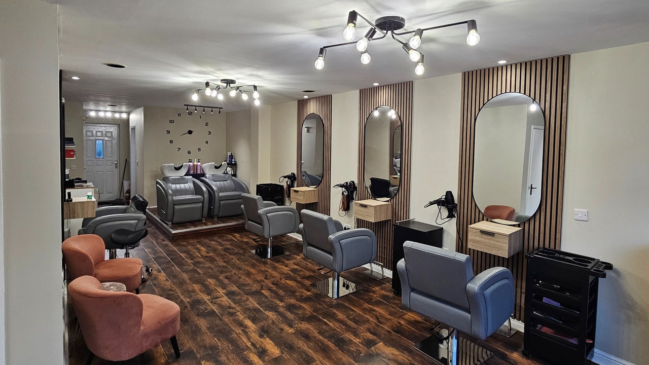 698f1643-20db-488b-9d55-765e84caf3d2-ourhairlounge-gb-england-eastleigh-fresha-6981892