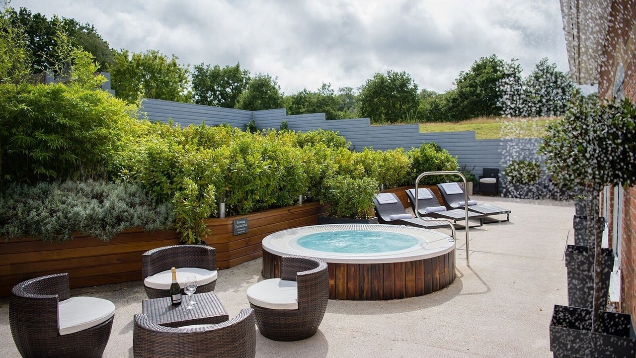 69e0629f-af31-4db0-98d8-b7c4a591ba5b-thespaatlakesideparkhotel-gb-england-woottonbridge-fresha-2857906