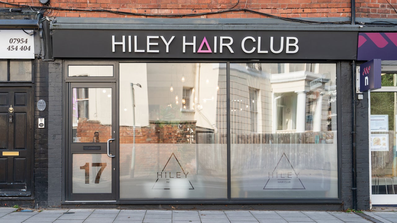 6a339e7b-04fd-4aa8-9989-e28b22abb90c-hileyhairclub-gb-england-cheltenham-fresha-8207089