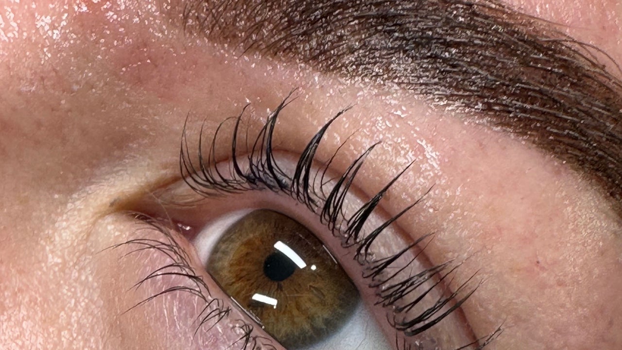 6ab204a0-44cf-411f-b8dc-8a29a94a6eec-knthebrowandlaserlab-gb-england-ossett-fresha-1925230