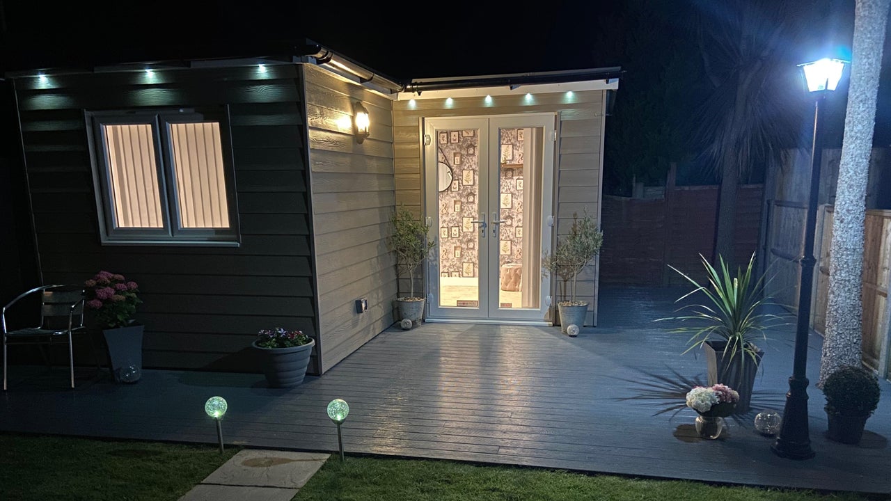 6abfc687-7d41-404c-9061-7f72d48fc009-4898481