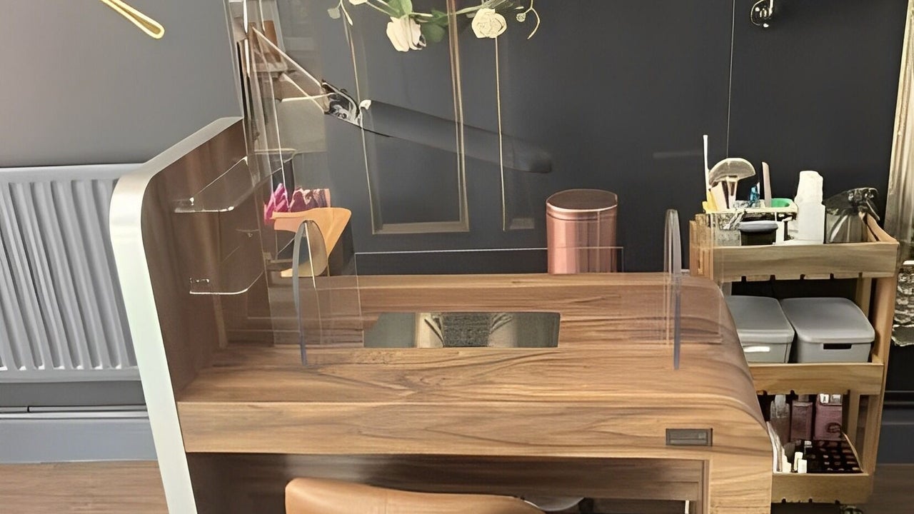 6b540617-060d-44e8-827a-b91380b2bb4c-fringe-gb-england-rugby-fresha-4388028