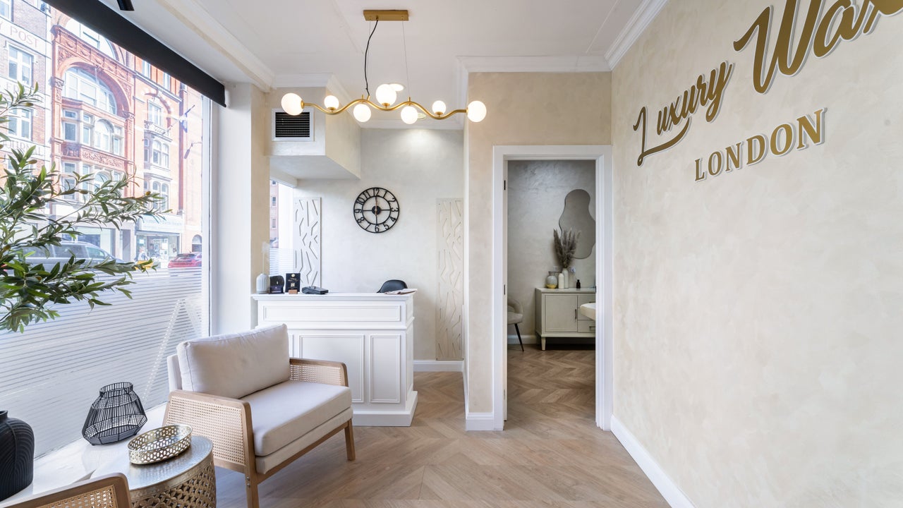 6b6abd09-4c90-46c0-b1b6-8c8e533a34b7-luxurywaxbar-gb-england-london-temple-fresha-8931473