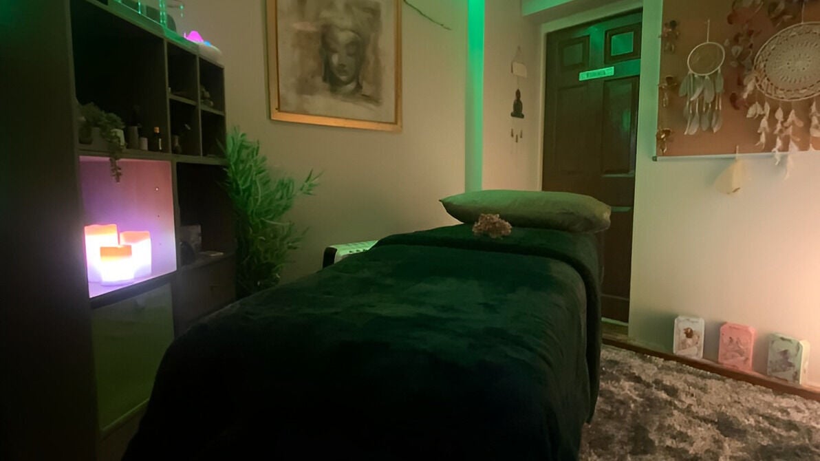 6bb96c6f-d1f9-424a-a81f-e3d4e4fed406-blueambercounselling-psychotherapyholistictherapies-gb-england-somerset-stationroadbrentknoll-fresha-5978024