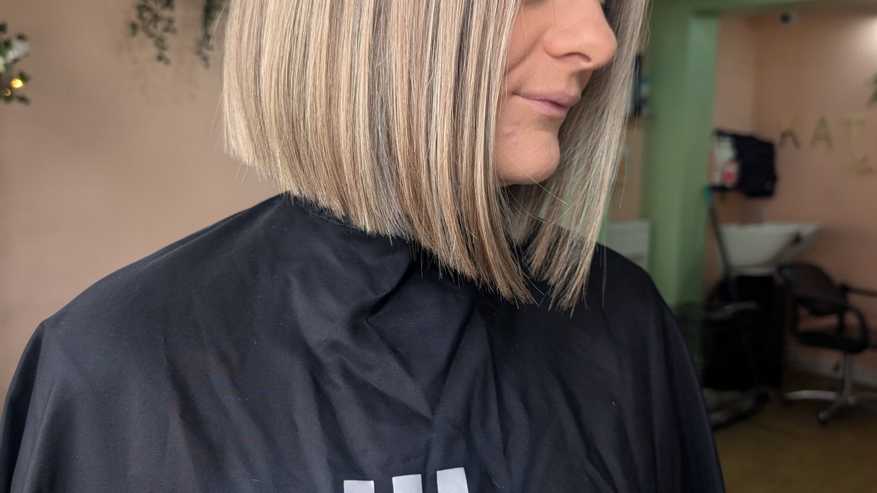 6c766fb9-8b1b-4bf3-b7eb-44a38fc03952-katedarby-hairdesigner-gb-england-stoke-on-trent-dresden-fresha-9171707