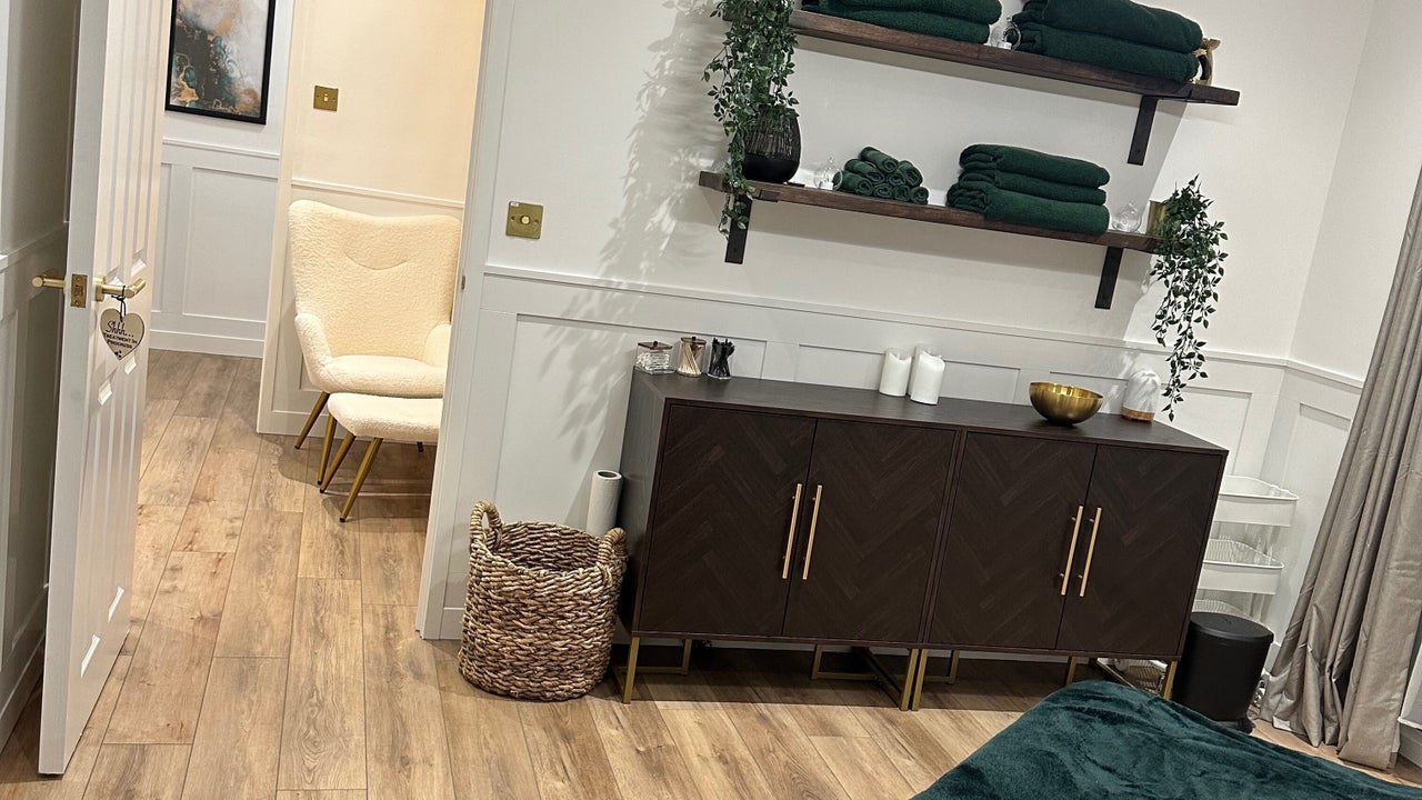 6c7fa0d2-395d-4463-b78a-4920dff3a2bd-blakebeaux-gb-england-truro-fresha-8939178