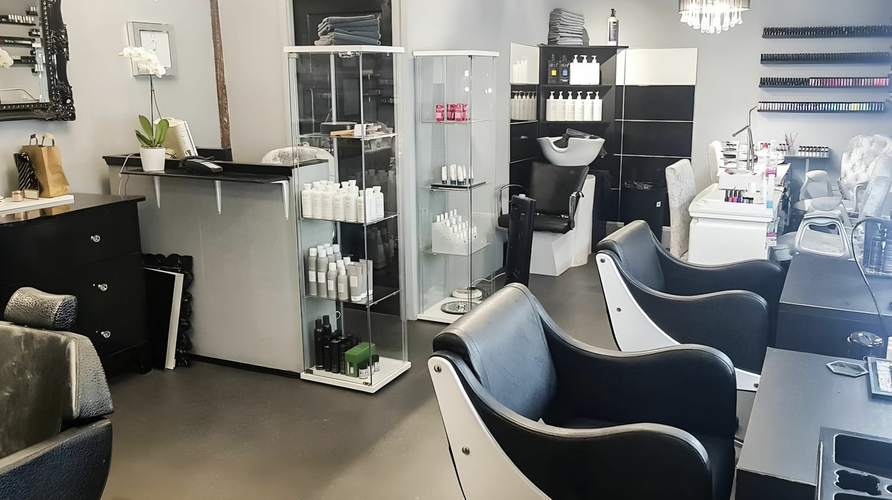 6cb7935d-d0ec-403f-a45c-457f2613bc31-kmhairandbeauty-gb-england-braintree-fresha-9808730