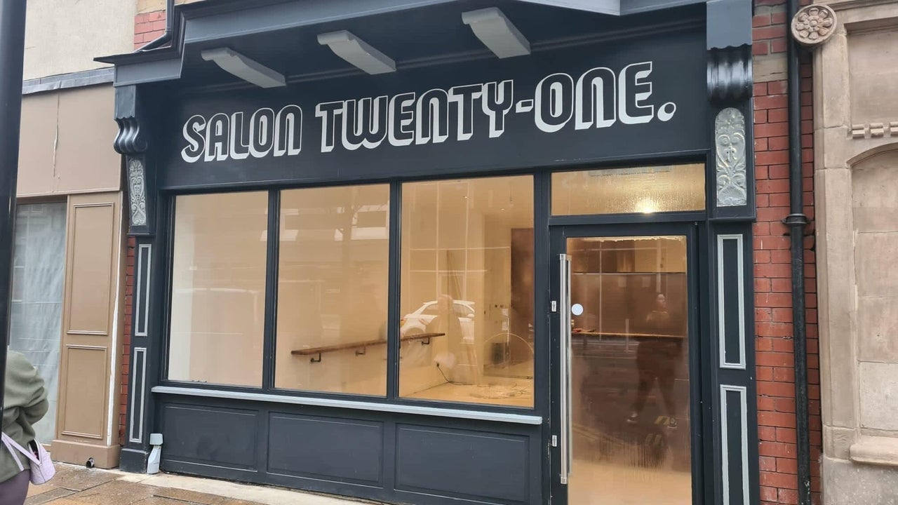 6ccf4fdf-ca5e-4bfa-a3b9-c06053fcfb27-natatkinsonhair-gb-england-middlesbrough-fresha-5003878