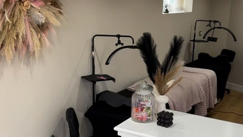 6cdeac9c-ff52-4377-8c31-b825ba475ca2-thedollhause-gb-england-bournemouth-boscombe-fresha-8155869