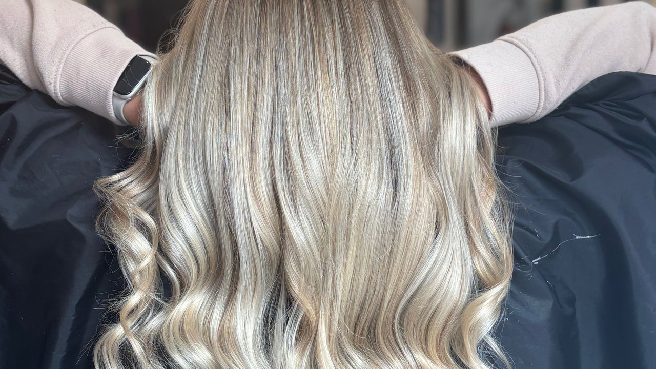 6d2fb890-acb9-4f68-8037-8b21c9d02f37-hairbypaige-gb-england-tyldesley-fresha-9123311