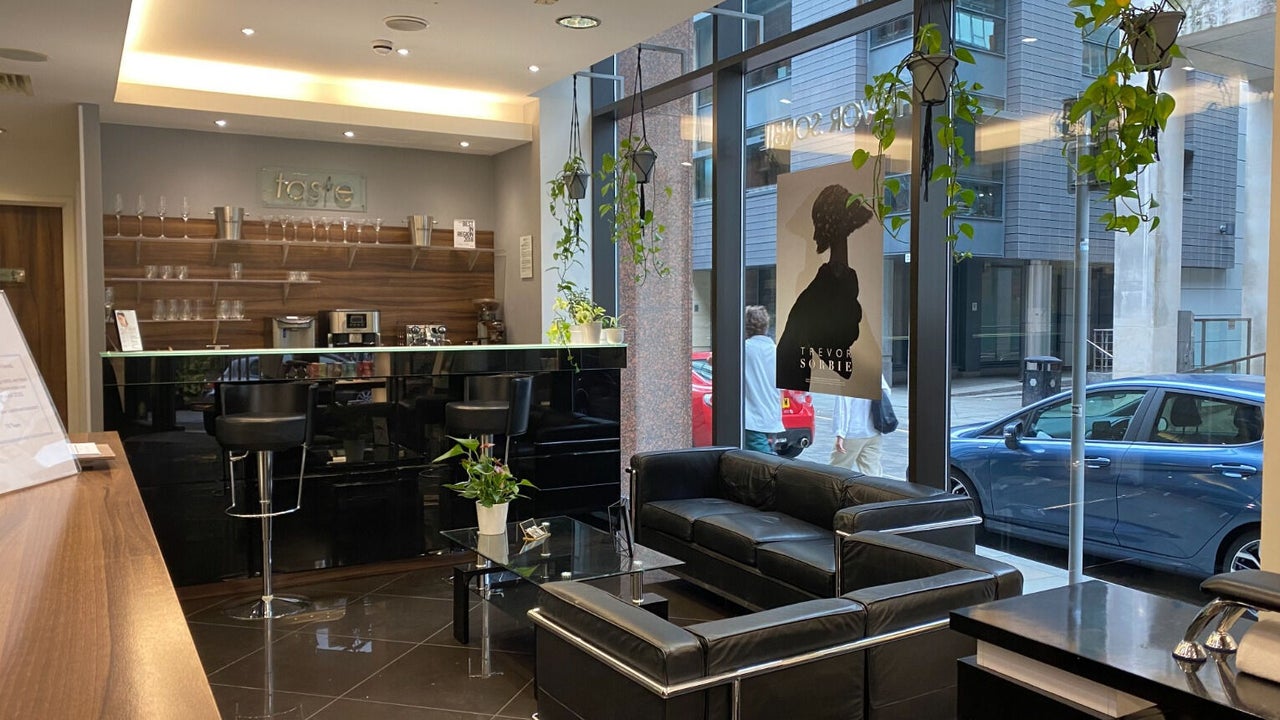 6da07e91-5918-4458-a978-350aed488592-linhbeauty-gb-england-manchester-fresha-6743752