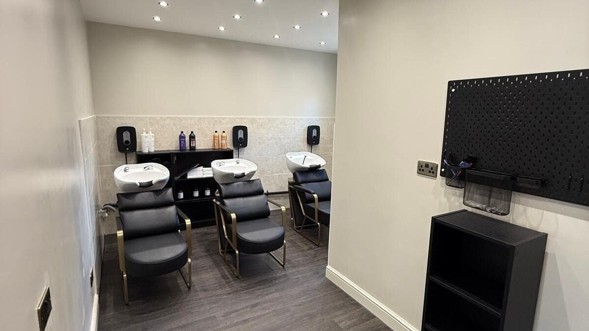 6e9b47aa-ae3a-4cc3-8576-15aecce8bdff-blendedbypaige-gb-england-rugby-hillmorton-fresha-6080149