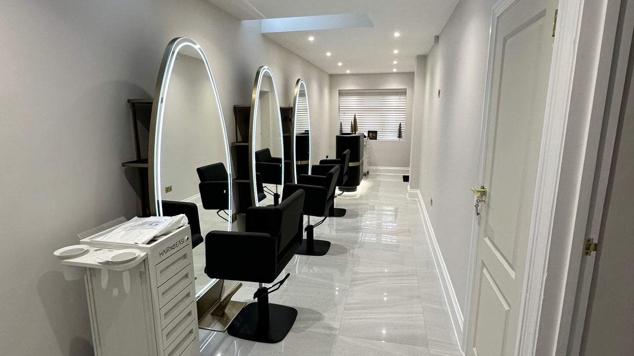 6ebe076e-6345-4907-bf9b-915e3d50486a-hairfairy-gb-england-billericay-fresha-1633980